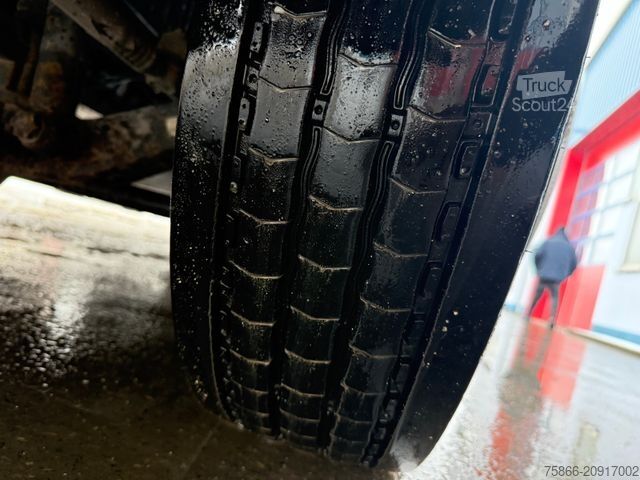 Samochód dostawczy z plandeką MAN 8.180 TGL BL Schiebeplane Klima 3 Sitzer