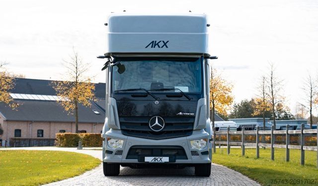 Kamion za prevoz stoke MERCEDES-BENZ ACTROS S  2640 AKX . POP-OUT 7 Pferde