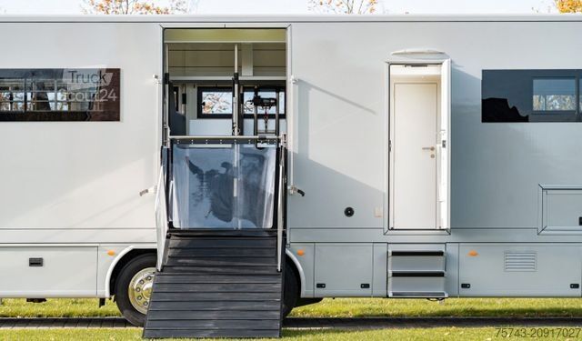 Kamion za prevoz stoke MERCEDES-BENZ ACTROS S  2640 AKX . POP-OUT 7 Pferde