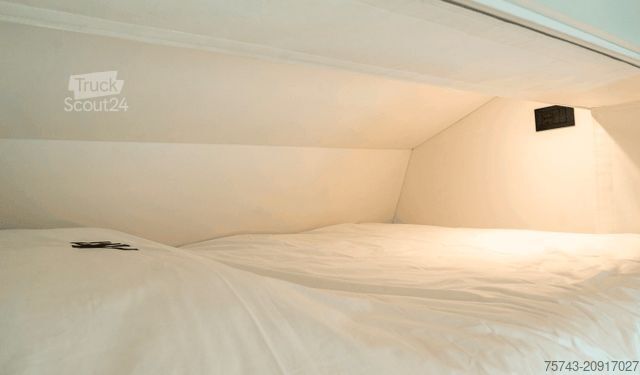 Kamion za prevoz stoke MERCEDES-BENZ ACTROS S  2640 AKX . POP-OUT 7 Pferde