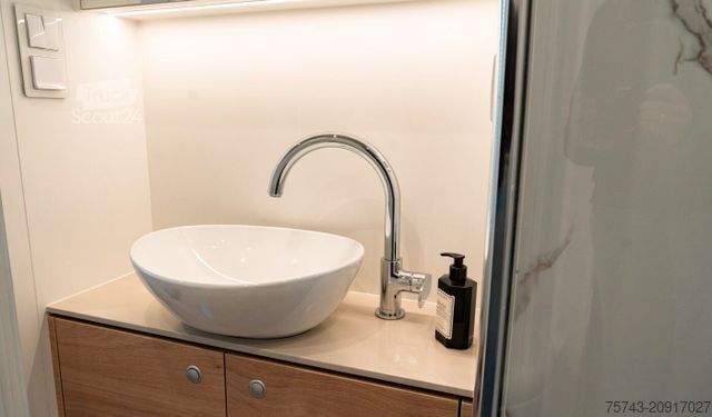 Kamion za prevoz stoke MERCEDES-BENZ ACTROS S  2640 AKX . POP-OUT 7 Pferde