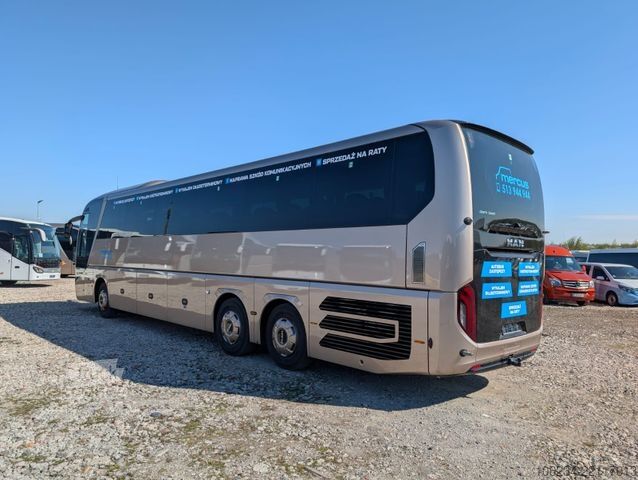 Diaľkový autobus MAN Lions Coach R08
