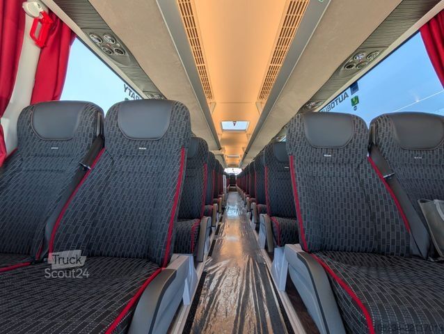 Diaľkový autobus MAN Lions Coach R08