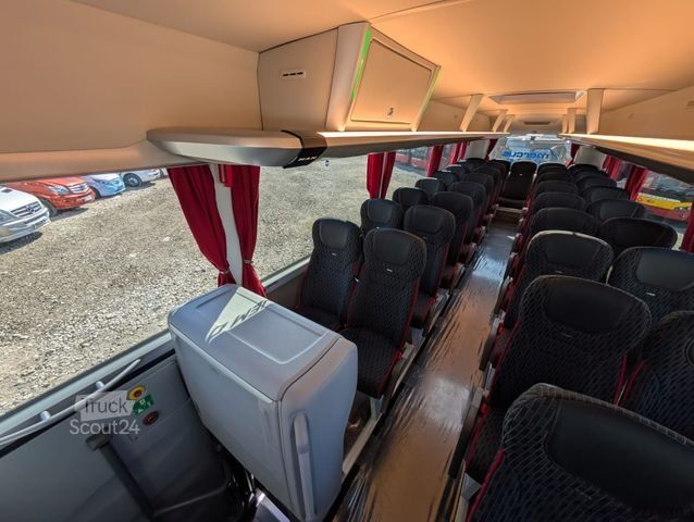 Diaľkový autobus MAN Lions Coach R08