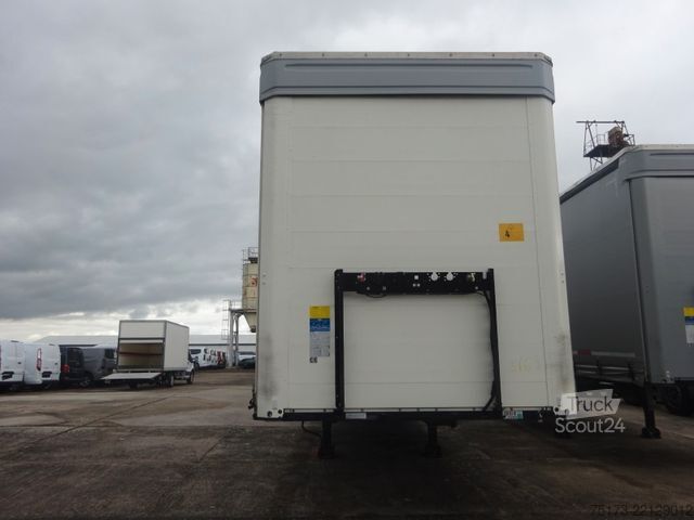 Otevřený návěs s plachtou KÖGEL Euro Trailer Mega Curtainslider