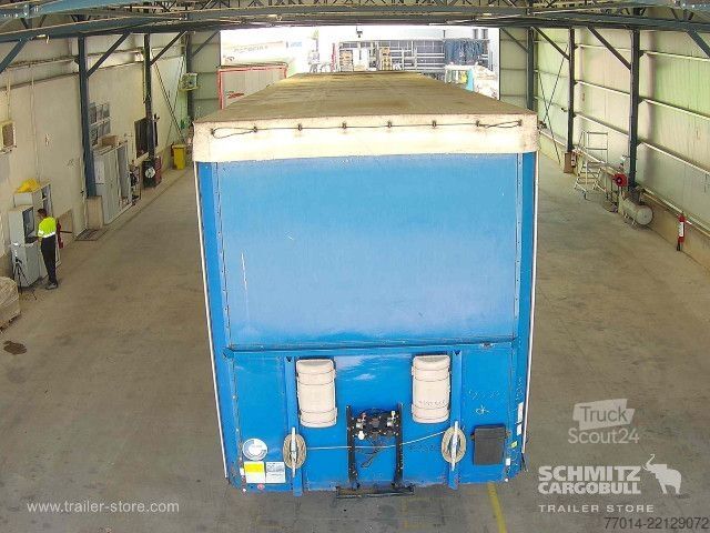 Відкритий напівпричіп з тентом Berger Curtainsider Standard