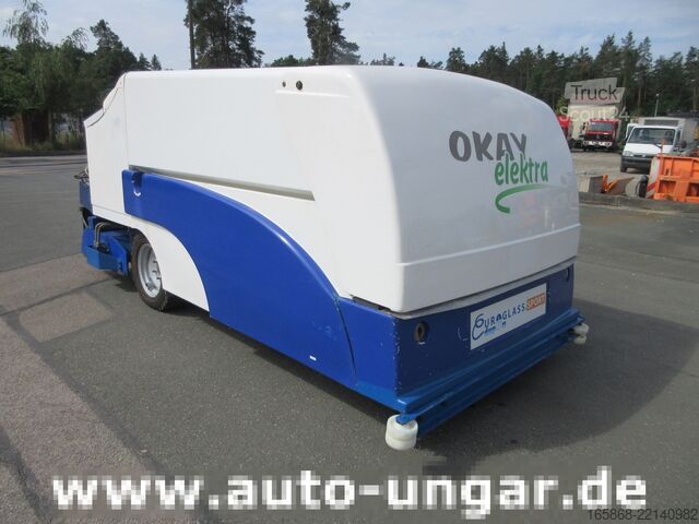 Macchina per la manutenzione del ghiaccio Dupon Zamboni Elektra 80V IceResurfacer