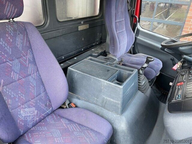 Vakuuminė cisterna sunkvežimis Mercedes-Benz 1828 4x4 Atego Saugwagen 11.000ltr.