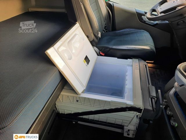 Standard SZM VOLVO FH 500 XL 2 Kreis Hydr Neuer Tacho I-Park-Cool