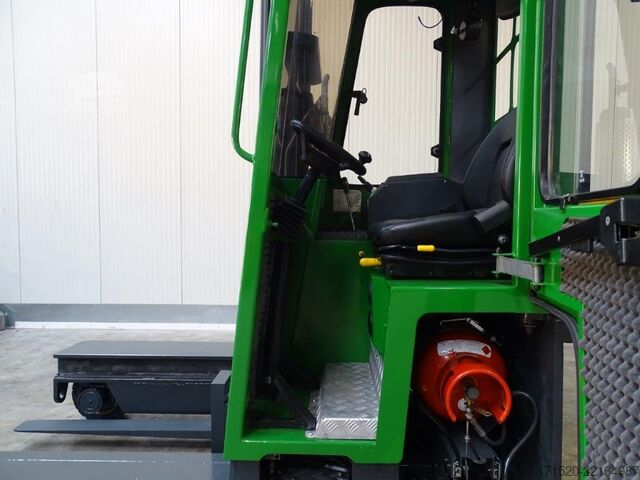 Nelisuuntatrukki Combilift C3000