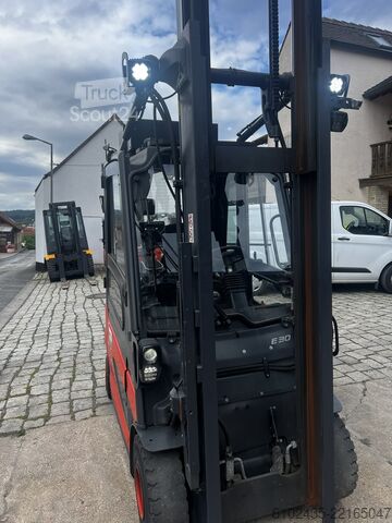 Wózek widłowy Linde E30L