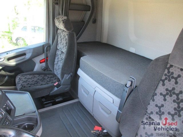 Standardni tegljač Scania R 460 A4x2NA