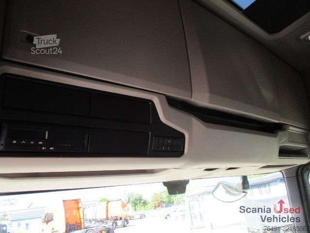 Standardni tegljač Scania R 460 A4x2NA
