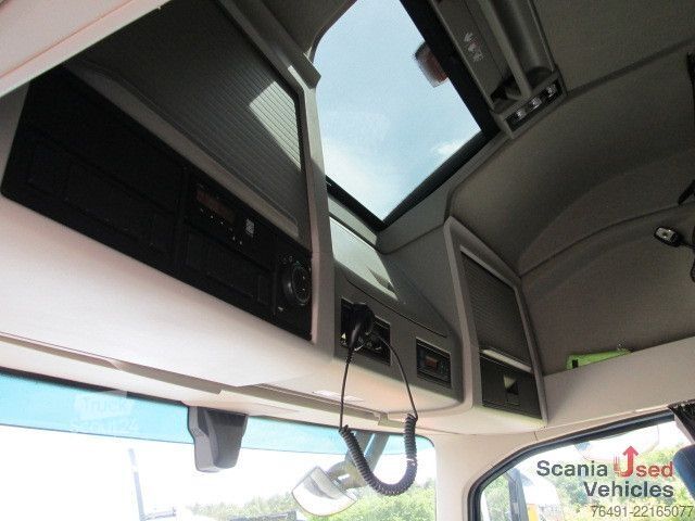 Cap tractor voluminos Volvo FH 460 Globetrotter XL / XLow / I-Park Cool
