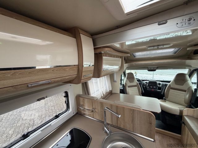 Camping-car semi-intégré GIOTTILINE Therry T37