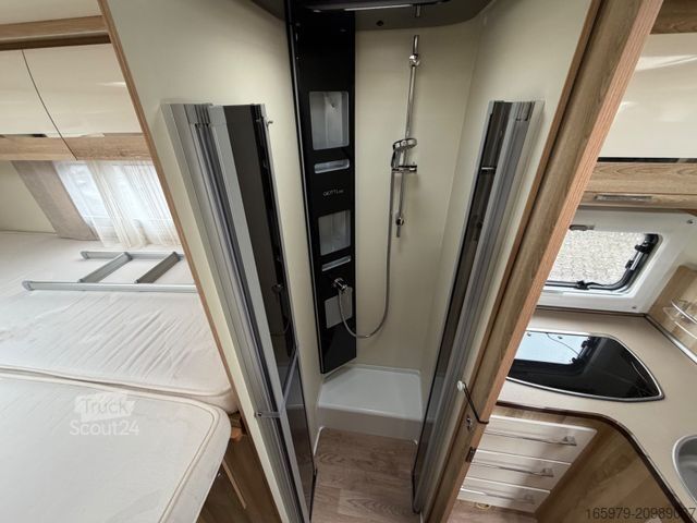 Camping-car semi-intégré GIOTTILINE Therry T37