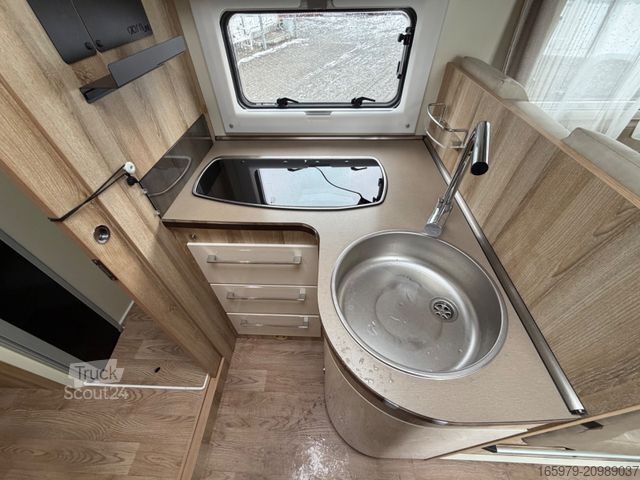 Camping-car semi-intégré GIOTTILINE Therry T37