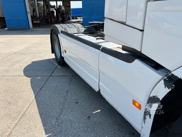 معيار SZM Volvo FH 13.500 / Globe XL / 2x Tank / Full Spoilers