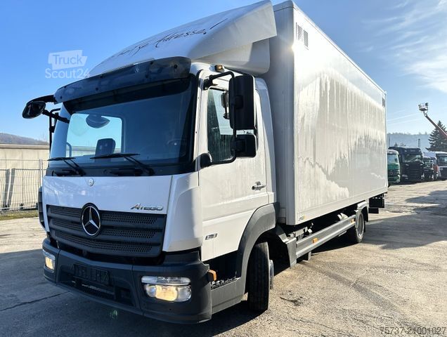 Vrachtwagen met bakwagen MERCEDES-BENZ 818 Atego