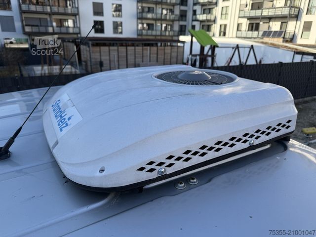 Transporter Fahrgestell MERCEDES-BENZ 814 Orig. 269.454km 8,45m Boot Boat Transporter