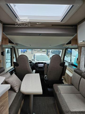 Camping-car intégral EURAMOBIL Integra Line 720 EF Solar/Mark./SAT+TV/Klima