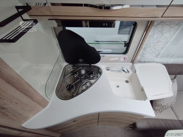 Camping-car intégral EURAMOBIL Integra Line 720 EF Solar/Mark./SAT+TV/Klima