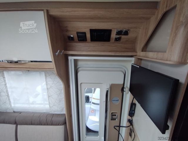 Camping-car intégral EURAMOBIL Integra Line 720 EF Solar/Mark./SAT+TV/Klima