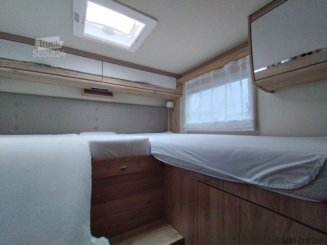 Camping-car intégral EURAMOBIL Integra Line 720 EF Solar/Mark./SAT+TV/Klima