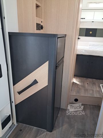 Camping-car semi-intégré SUNLIGHT Adventure T Ford 690L Bi-Xenon Scheinwerfer