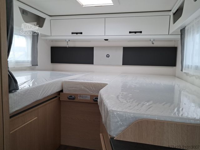 Camping-car semi-intégré SUNLIGHT Adventure T 67S Fußom.