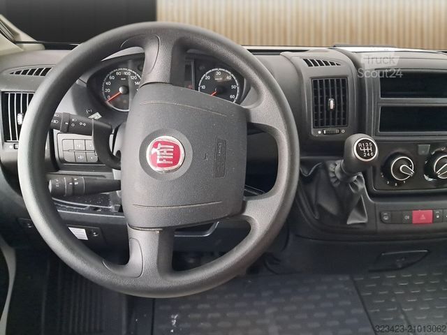 Half-integraal camper HYMER/ERIBA Compact 404 Markise,Fahrradträger