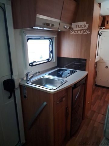 Half-integraal camper HYMER/ERIBA Compact 404 Markise,Fahrradträger