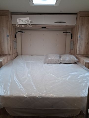 Camping-car semi-intégré EURAMOBIL Profila RS 720 QF Aktionsfahrzeug !!