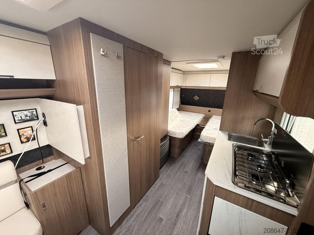 Caravan TABBERT Cazadora 550 E 2.3 *Modell 2026*2.000 kg*