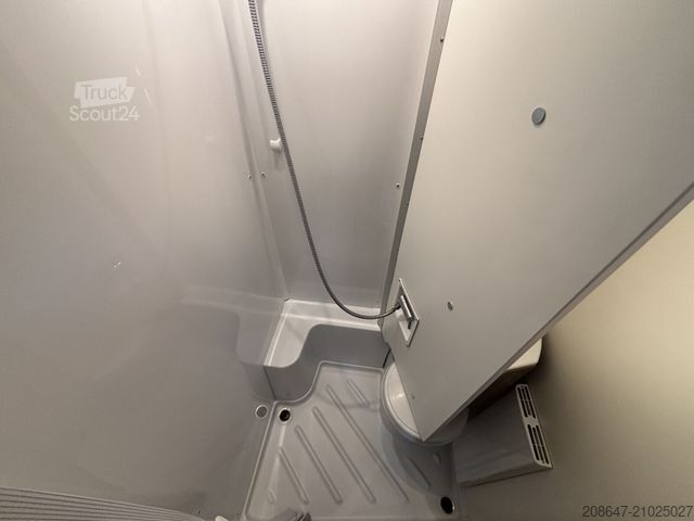 Camping-car semi-intégré BÜRSTNER Lyseo Gallery TD 649 G *ALDE*SAT/TV*Solar*Klima*