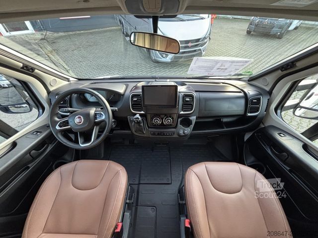 Camping-car semi-intégré BÜRSTNER Lyseo TD Harmony Line 644 G *Solar*Automatik*