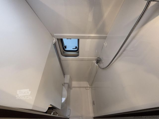 Camping-car BÜRSTNER Eliseo C 602 *Automatik*Safety Paket*Schwarz*