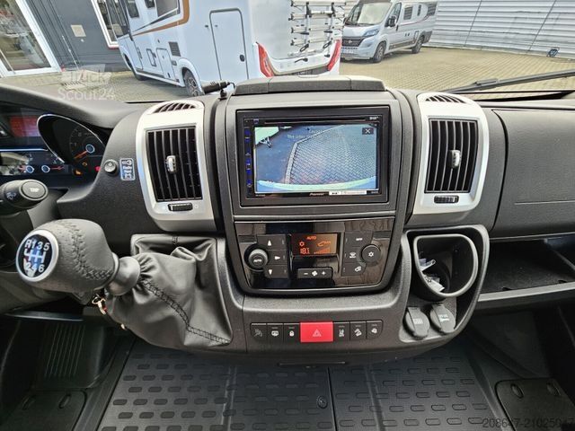 Half-integraal camper BÜRSTNER Limited T 727 G *Markise*Fahrradträger*