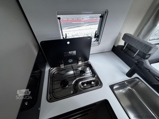 Camping-car semi-intégré BÜRSTNER Campeo TD 660 *Winterpaket*Attractive Paket*