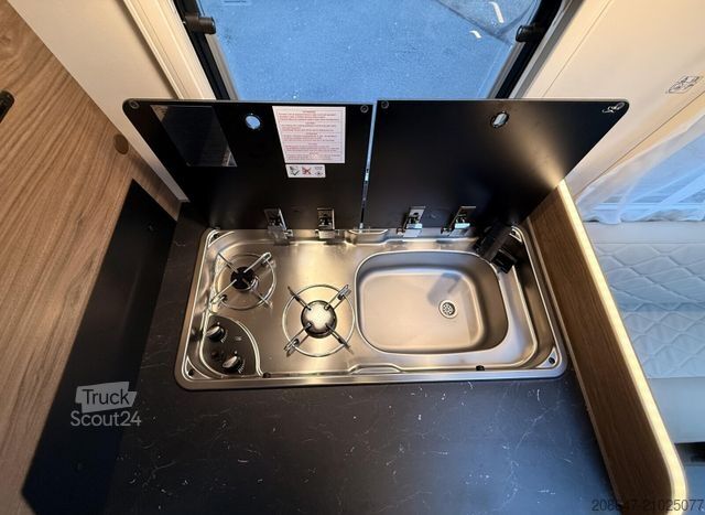 Camping-car semi-intégré CORIGON T Slim 70 LS *Markise*Solar*Navi inkl. RFK*