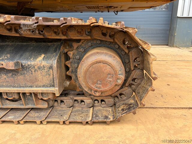 Excavator pe șenile Caterpillar 330GC