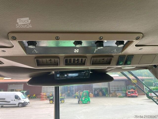 Tracteur John Deere 3350