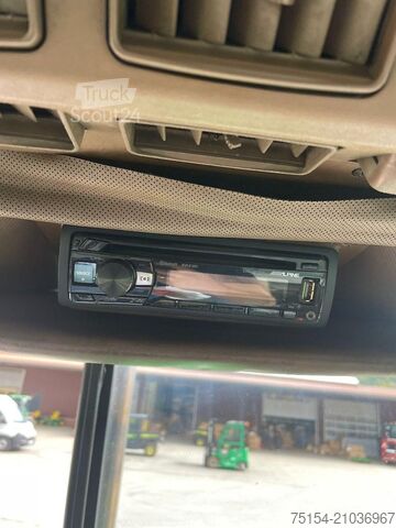 Tracteur John Deere 3350