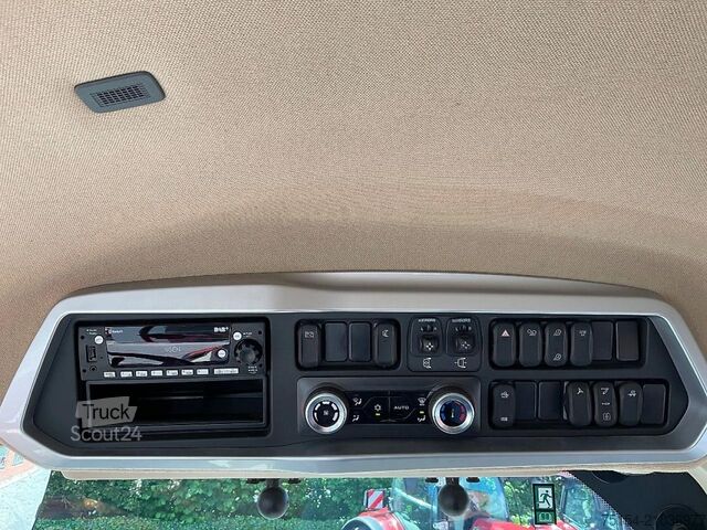 Tracteur Case-IH IH Optum 300 CVXDrive AFS inkl. RTK