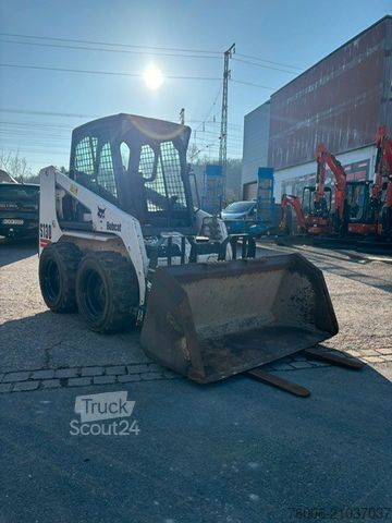 Chargeuse sur pneus BOBCAT S130 Kompaktlader