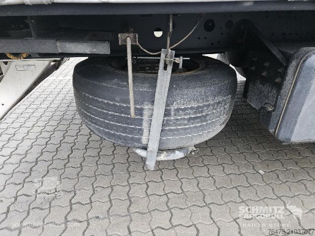 Open oplegger met zeil Kässbohrer Curtainsider Standard