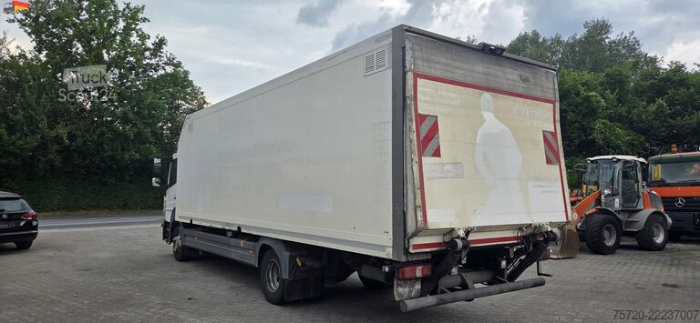 Фургон (грузовой автомобиль) Mercedes-Benz 1222 Koffer LBW