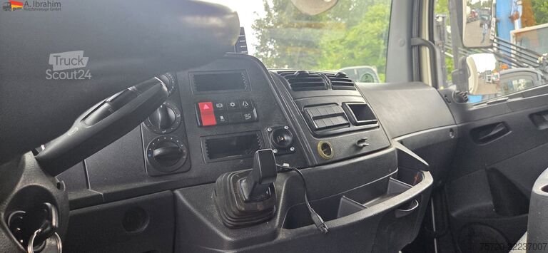 Фургон (грузовой автомобиль) Mercedes-Benz 1222 Koffer LBW