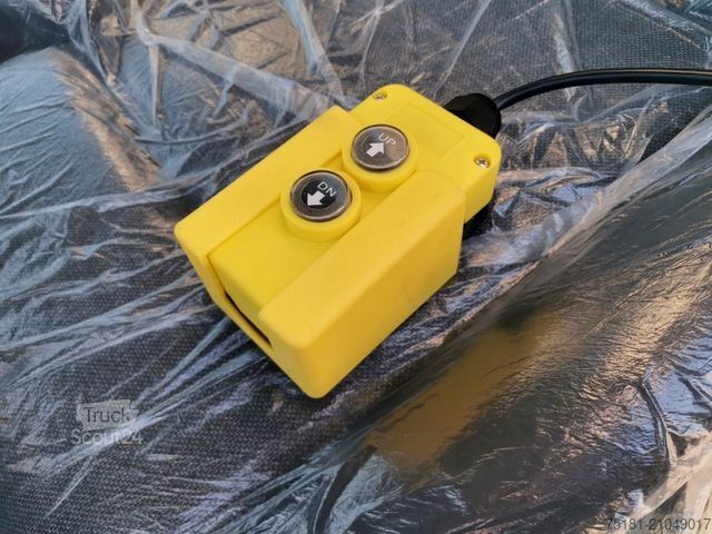 Fourgon benne basculante RENAULT Master 170DCI/AT 3-SEITEN KIPPER/ LUFT/ NEU!