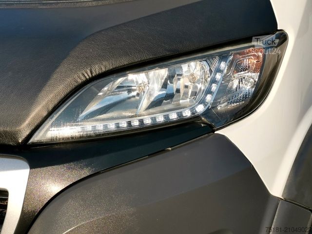 Camion bâché PEUGEOT Boxer 2.2HDI/110kw PRITSCHE 9PAL/ LUFT/ KLIMA